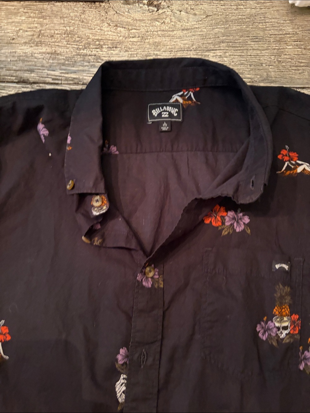 Billabong Men's Black Floral Button-Up Shirt